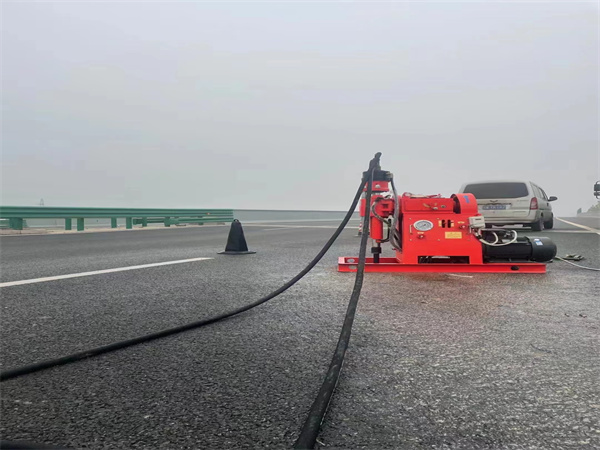 洛阳马路路基路面开裂下沉注浆加固灌浆